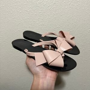 Mel by Melissa black pink bow thing sandals GIRLS 2 PVC PLASTIC